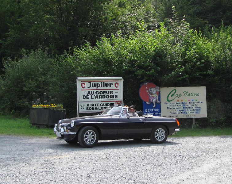 Van het Au Coeur de l'Ardoise naar een lekkere lunch in La Roche (11).JPG